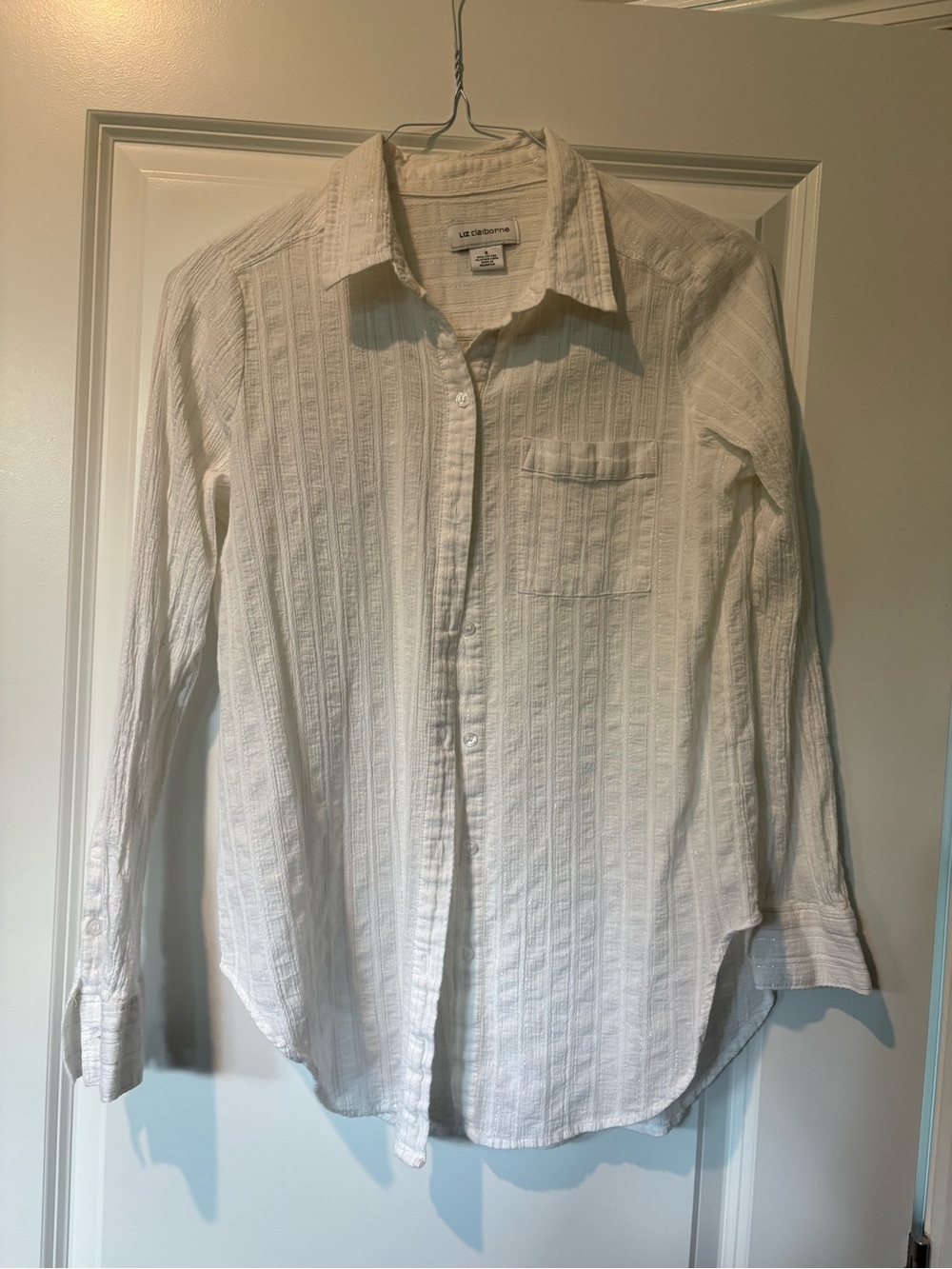 Liz Claiborne White Textured Button-Down Shirt